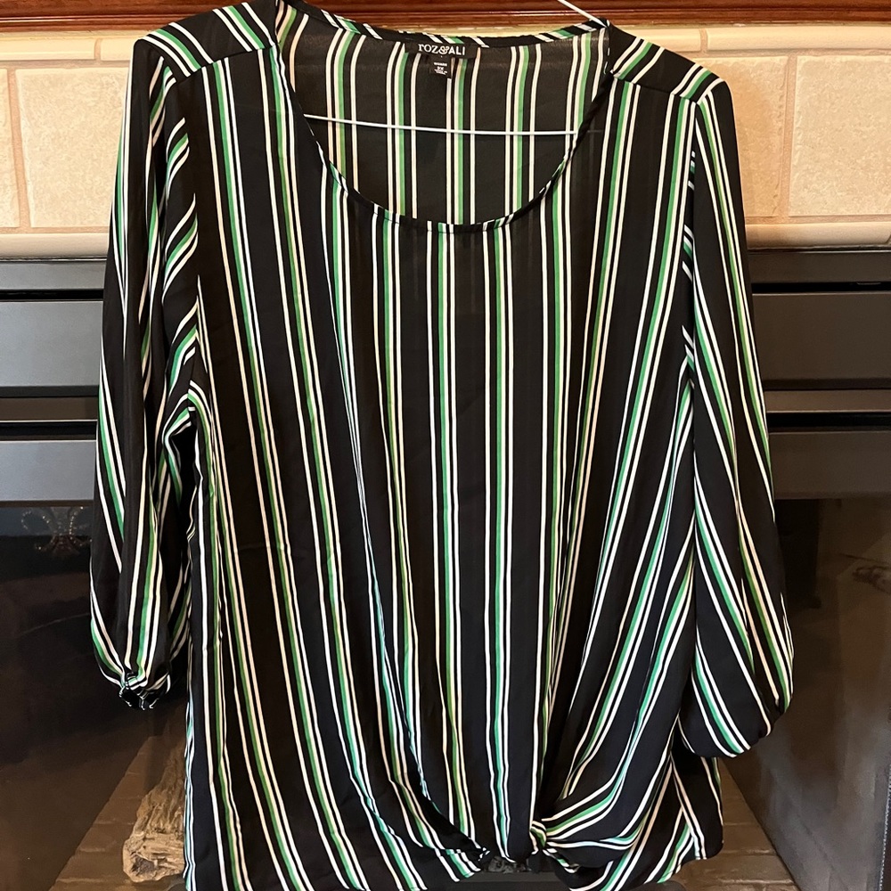 Black & Green Ladies Blouse